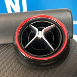W176 45 AMG Dashboard MERCEDES A Klasse Carbon + Luchtroosters